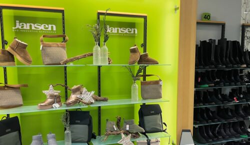 Damenschuhe und Taschen bei Schuhhaus Jansen (Foto: Redaktion)