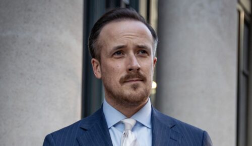 Männermode-Influencer und Buchautor Joe Laschet hat ein besonderes Faible für den klassischen Stil und den gepflegten Lederschuh, dem er in seiner Stilbibel „Gentleman Bold“ ein eigenes Kapitel widmet. (Foto: Joe Laschet)