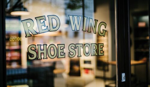 Red Wing setzt vor allem auf seine Iconic-Modelle, die regelmäßig mit neuen Gerbungsarten und Farben aufgefrischt werden. (Foto: Red Wing)
