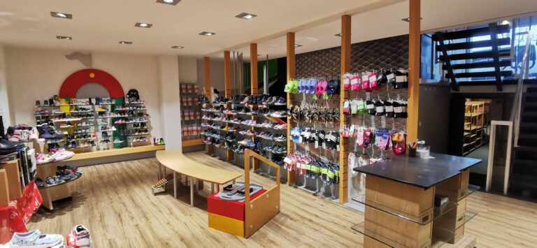Kinderschuhabteilung von Schuh + Sport Boogen in Dinslaken. (Foto: Redaktion)