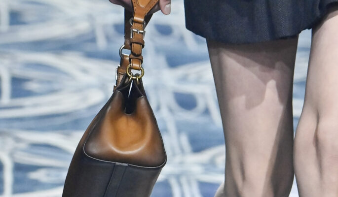 Look von Prada (Foto: Catwalkpix)