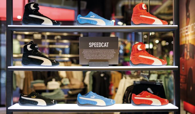 Klassiker Speedcat: Puma bietet den Schuh mit dem schlanken Leisten und ultradünner Sohle in diversen Varianten an. (Foto: Puma)