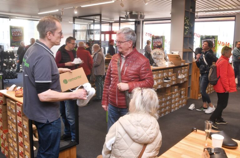 Bei der Neueröffnung konnte Schuh-Haaser viele Neukunden gewinnen. (Foto: Schuh-Haaser)