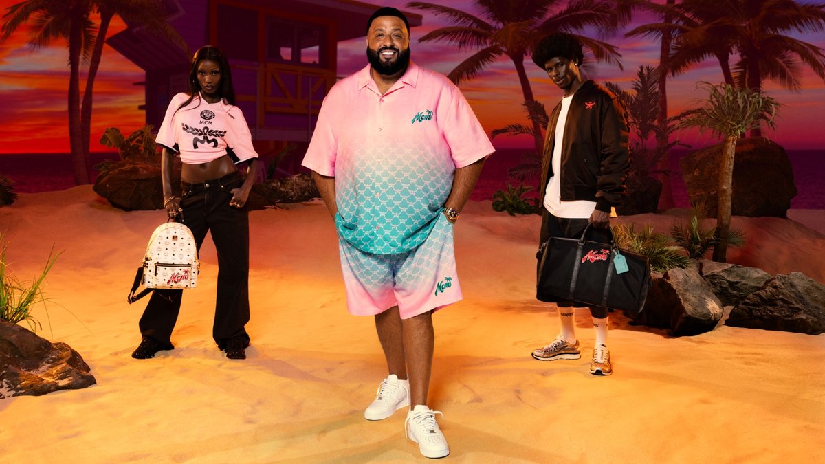 DJ Khaled, Chief Creative Officer bei Snipes, präsentiert die Styles der Kollabo mit MCM (Foto: Snipes)