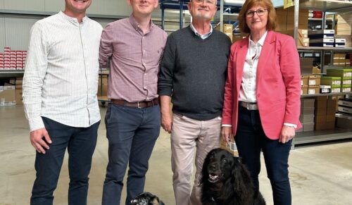 Familie Majowski (von links): Nico Vetter, Marc Majowski, Joachim Majowski, Gerswind Majowski, Emil und Alice (Foto: Redaktion)