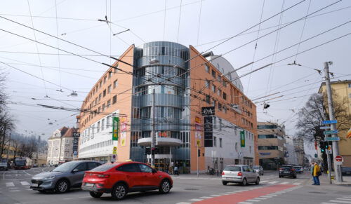 Kiesel Shoppingcenter in Salzburg (Foto: Adobe Stock)