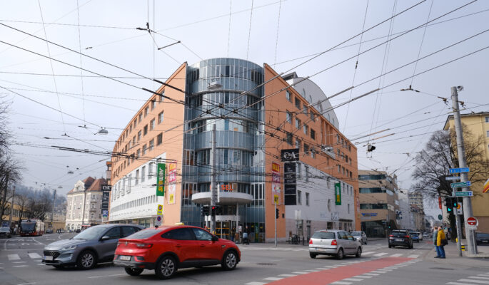 Kiesel Shoppingcenter in Salzburg (Foto: Adobe Stock)