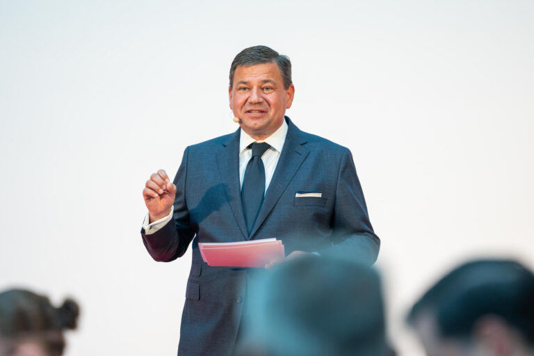 Holger Knapp, Geschäftsführer der Sternefeld Medien GmbH. (Foto: Kim Fotografie) 