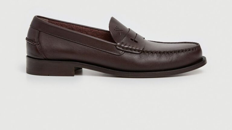 Sportiv und in hochwertiger Machart will sich die Premium Schuhlinie etablieren. (Foto: Hackett London)