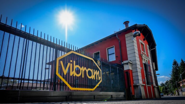 Vibram will mit der Kampagne „Vibram Repair If You Care“ auch Endverbraucherinnen und -verbraucher ansprechen. (Fotos: Vibram/Agence Kros Rémi Fabrègue)