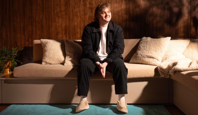 Lewis Capaldi wird neues Testimonial bei Heydude. (Foto: Heydude)