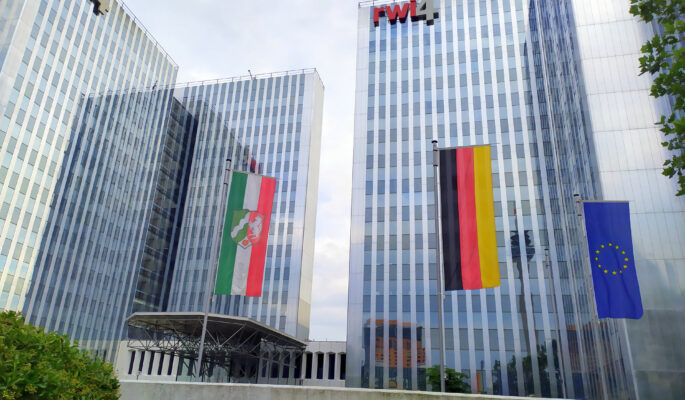 Das rwi4-Hochaus in Düsseldorf wird Galeria-Sitz. (Foto: Adobe Stock)