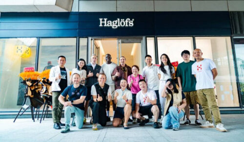 Das Haglöfs-Team bei der Eröffnung des neuen Stores in Shanghai. (Foto: Haglöfs)