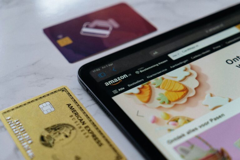 In Deutschland, der EU und den USA können Schuhhändler über Shopfair auf Amazon verkaufen. (Foto: Unsplash)