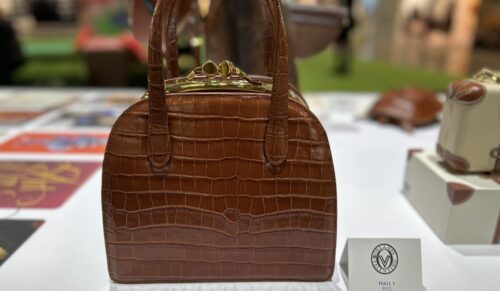 Die Mipel zeigte Taschentrends für F/S 2026 – Modell von Orlandi Valentino (Foto: Redaktion)