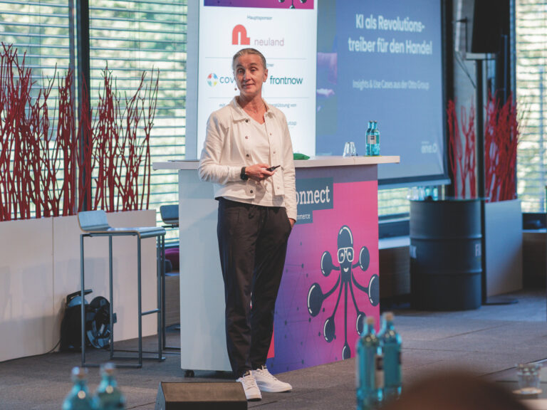 Behrens stellte bei EHI Connect drei Thesen zur Zukunft  von KI im E-Commerce auf. (Foto: EHI Retail Institute)