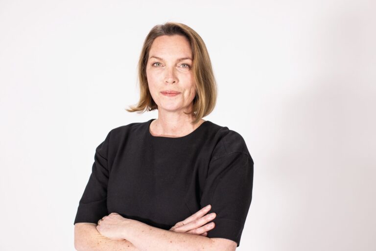 Antje Sturm berät Unternehmen dabei, Marke, Marketing und Innovation u.a. mit Daten und KI neu auszurichten. (Foto: Berkemann)