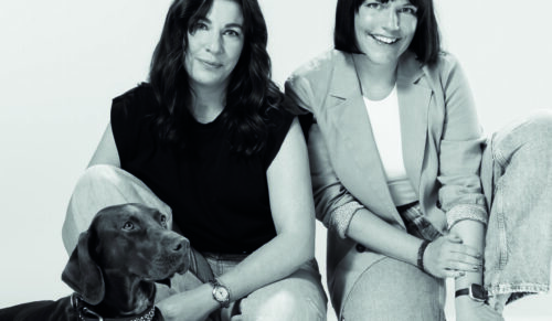 Tina Bazlen, Mareike Brenner und Hündin Toni (Foto: Bazlen)