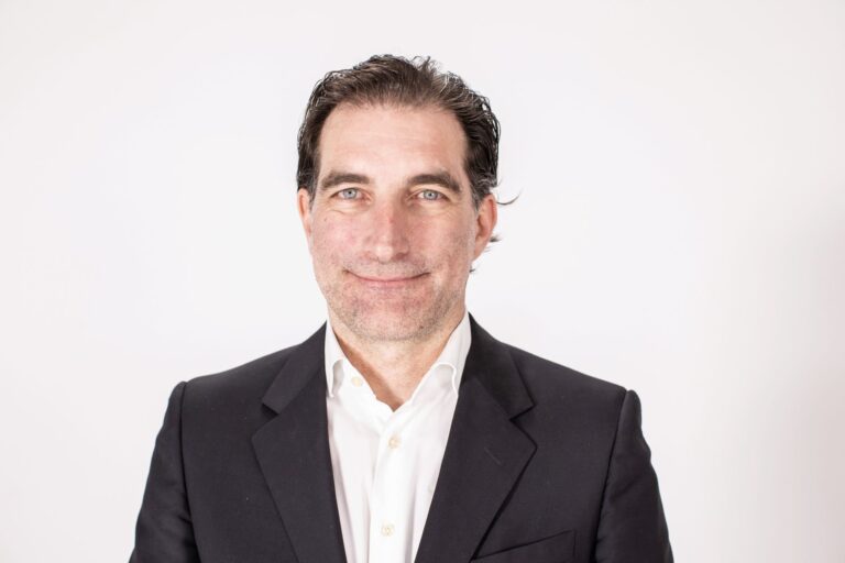 Wolfgang Sturm ist selbst Unternehmer und bei Heinrich Berkemann für den globalen Vertrieb verantwortlich. (Foto: Berkemann)