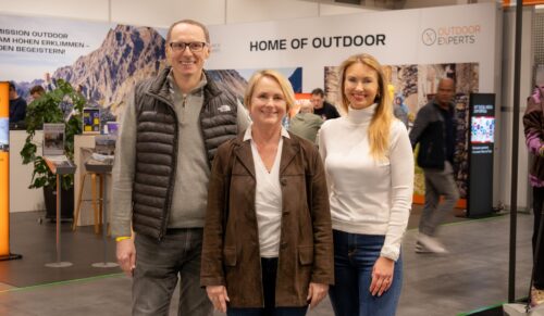 Von links: Ryszard Chicuk (Savio Group), Margit Gosau (Sport 2000 International), Lena Chicuk (Savio Group) (Foto: Sport 2000)