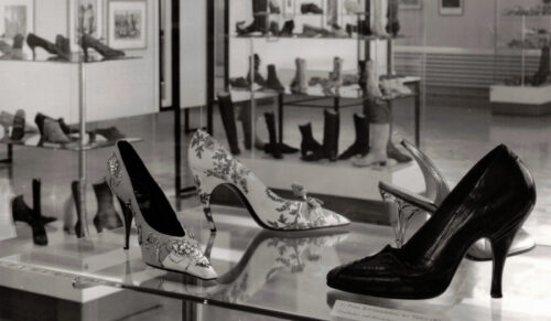 Die Ausstellung „Am Wendepunkt“ im Deutschen Ledermuseum startet am 12. Juni 2026. (Foto: Deutsches Ledermuseum)