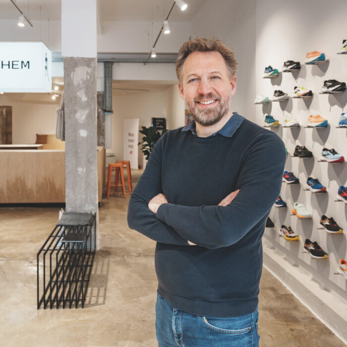 Bochum, 24.04.2024 Laden, Schuhhandel Laufschuhe Run´Them Bochum City Frank Beckmann | F o t o :  V o l k e r  W i c i o k
