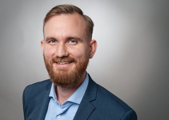 Christopher Zurheiden ist neuer Kommunikationschef bei Deichmann (Foto: Uwe Reinert)