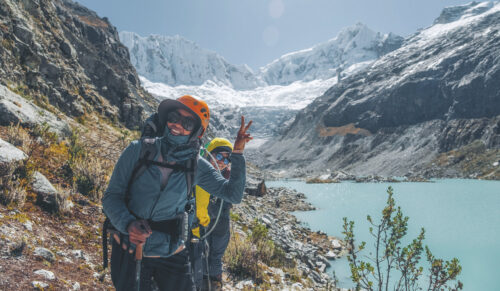 Im Rahmen der Summit Scholarship wurde unter anderem eine Frauenseilschaft auf die Gebirgskette Cordillera Blanca in Peru organisiert. (Foto: Sunny Stroeer)