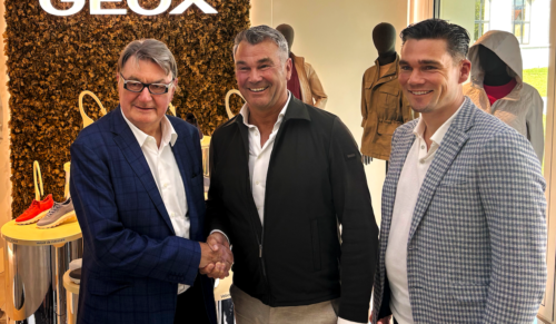 Geox-Gründer Mario Moretti Polegato (links) mit Hilko und Bart Hooijer (Foto: Hooijer)