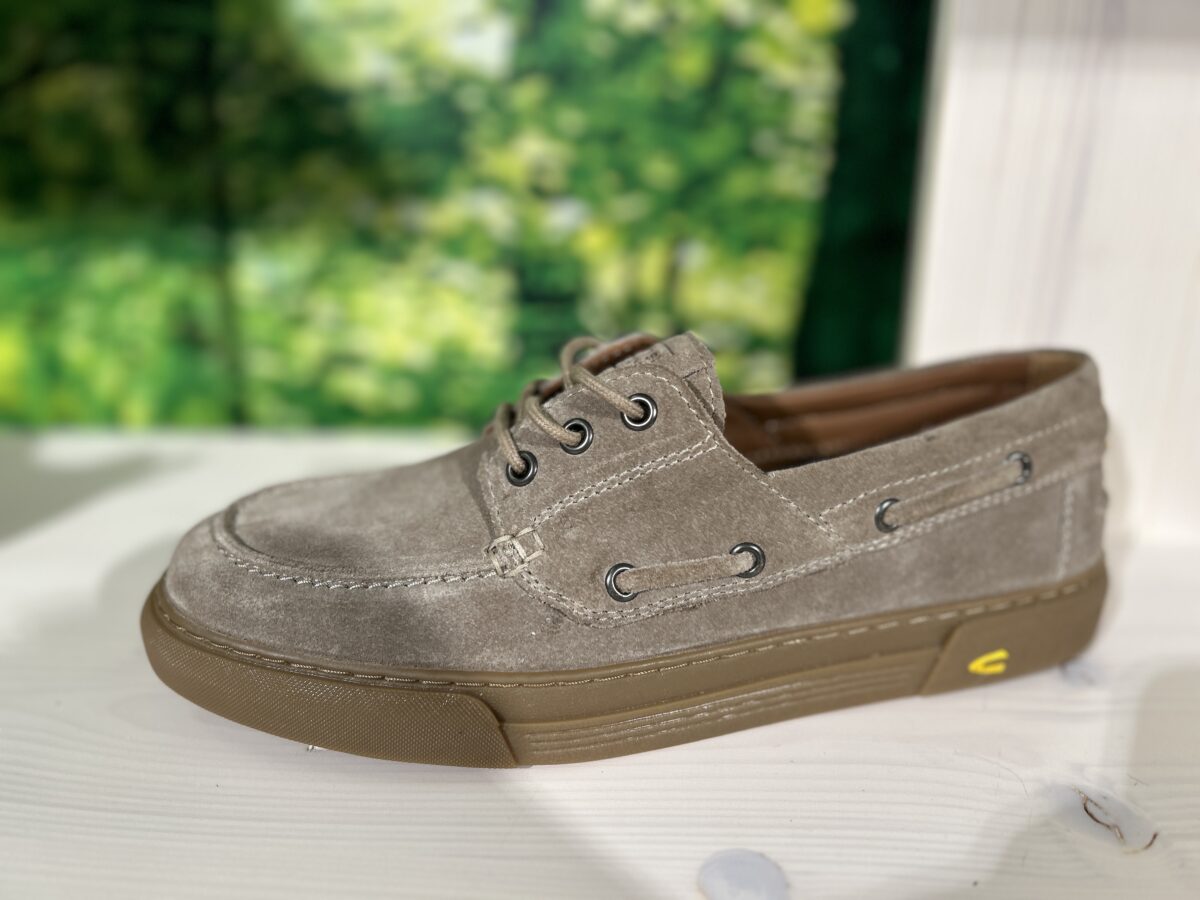Trends von der Expo Riva Schuh F/S 2027: Herrenschuh von Camel Active (Foto: Redaktion)
