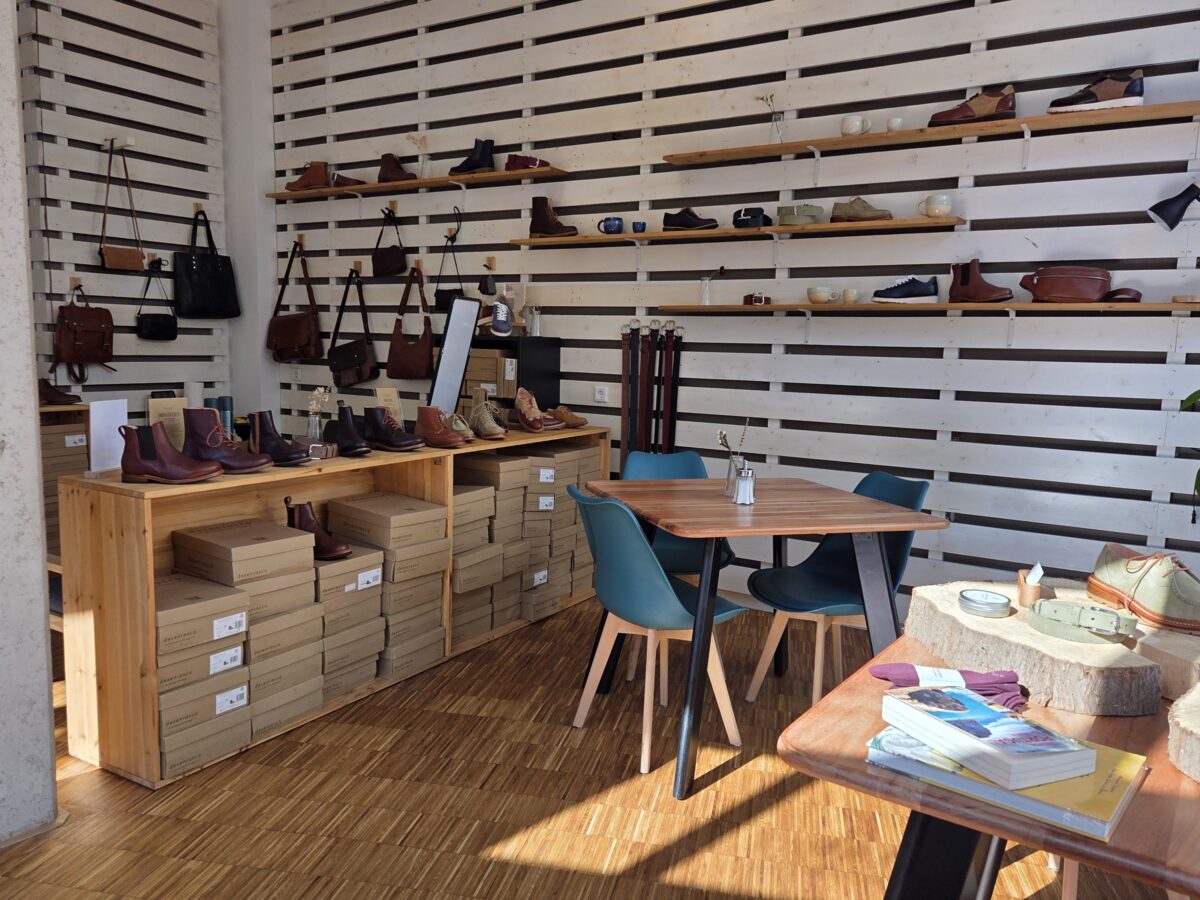 Das neue Desenrasco-Schuhcafé in Oldenburg (Foto: Desenrasco)