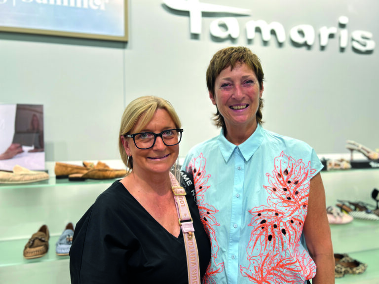 Anette Tiefel, Christine Jeschek, Muecke (Foto: Redaktion)