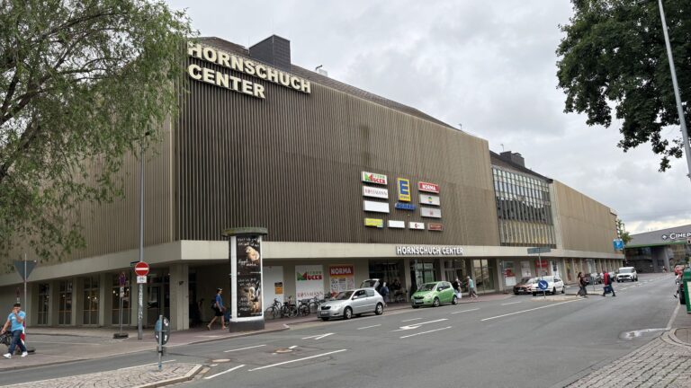 Muecke im Hornschuchcenter ist ein Anziehungspunkt für die ganze Region. (Foto: Redkaktion)