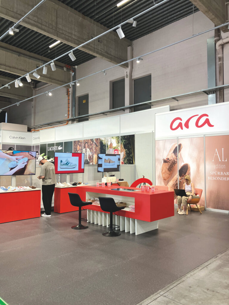 Stand von Ara in Halle 1 (Foto: Redaktion)