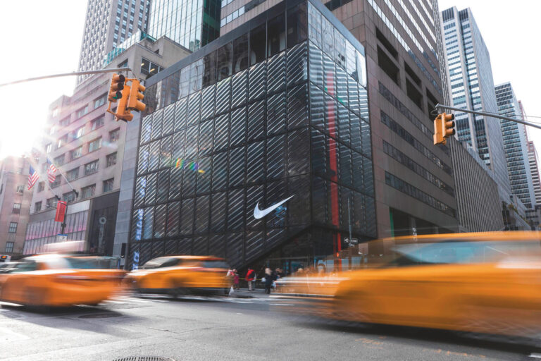 Nike war lange Vorreiter beim Aufbau eines D2C-Netzwerks – hier der Flagship-Store in New York City. (Foto: Nike)