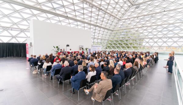 80 Jahre schuhkurier (Foto: Kim Fotografie)