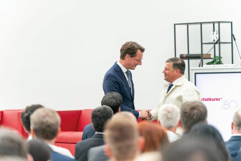 NRW-Ministerpräsident Hendrik Wüst (Foto: Kim Fotografie)
