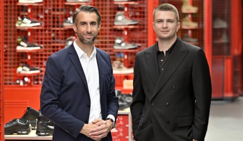 Die künftige Elten-Geschäftsführung: Alexander Hoff (links), ab 1. Oktober 2026, und Hendrik van Elten, designierter Geschäftsführer (Foto: Elten)