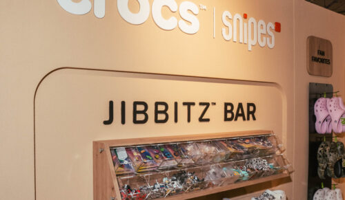 Crocs veranstaltet ein Community Event bei Snipes in der Kölner Schildergasse. (Foto: Crocs)