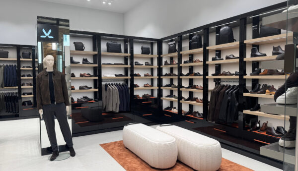 Flagship-Store von Lloyd in der Mall of Berlin (Foto: Lloyd)