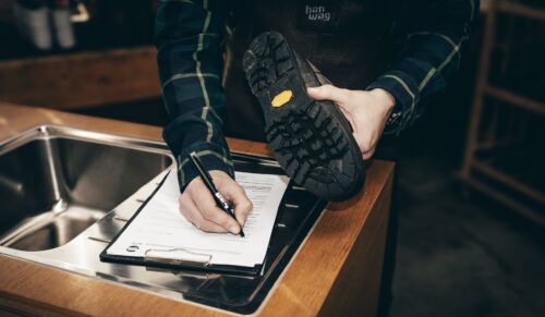 Rund 18.400 Paar Schuhe wurden bei Hanwag 2024 neu besohlt. (Foto: Hanwag)