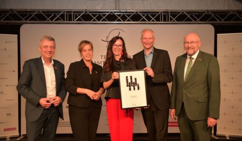 Nadine und Bernd Winkels nahmen den Ehrenamtspreis Handwerk NRW 2026 entgegen. (Foto: Westdeutscher Handwerkskammertag)