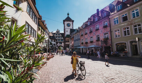 Freiburg am Breisgau (Foto: Unsplash/Marco Pregnolato)